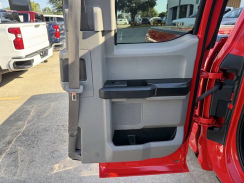 Used 2019 Ford F150 XL w/ Equipment Group 101A Mid AWD/4WD image 15