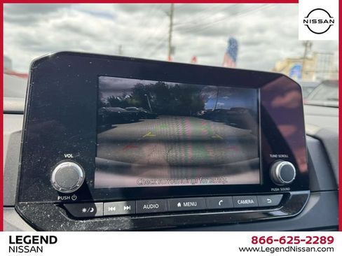 Used 2024 Nissan Pathfinder S AWD/4WD image 25