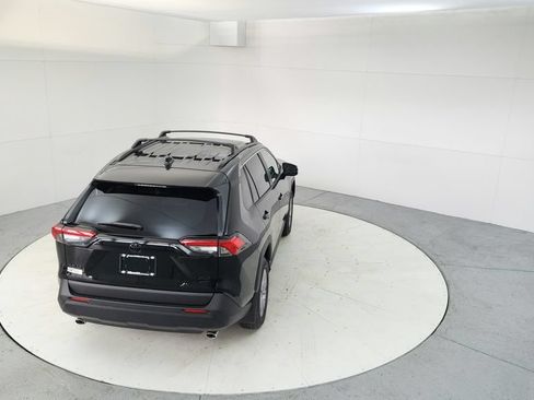Used 2025 Toyota RAV4 XLE w/ Convenience Package AWD/4WD image 15
