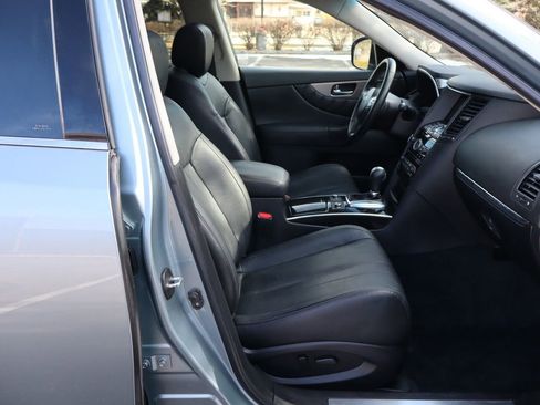 Used 2017 INFINITI QX70 AWD image 22