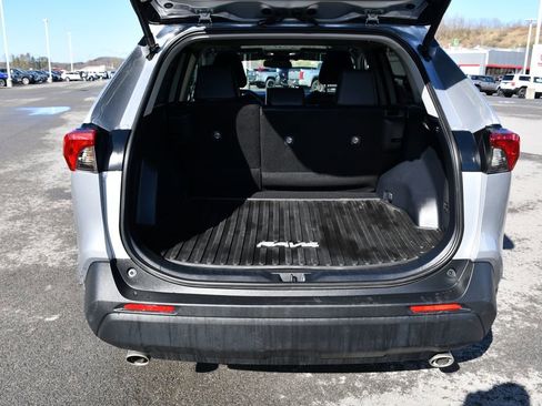 Used 2024 Toyota RAV4 XLE Premium image 7