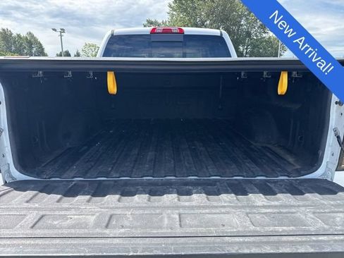 Used 2016 GMC Sierra 1500 SLT AWD/4WD image 9