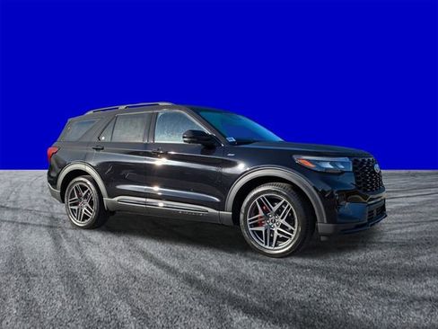 New 2026 Ford Explorer ST-Line w/ ST-Line Street Pack image 2