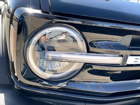 New 2026 Ford Bronco Outer Banks w/ Sasquatch Package image 13