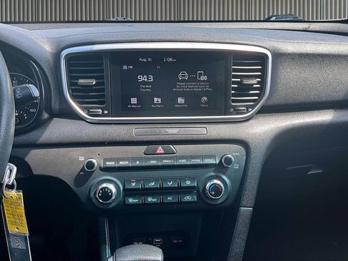 Used 2020 Kia Sportage LX AWD/4WD image 7