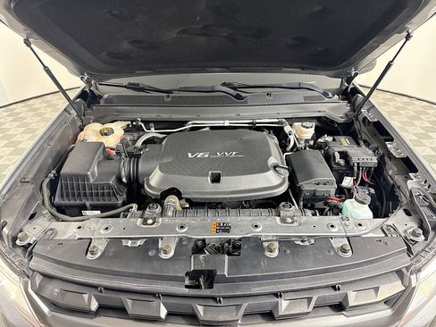 Used 2022 Chevrolet Colorado Z71 image 38