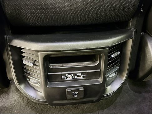 Used 2023 RAM 1500 Laramie AWD/4WD image 26