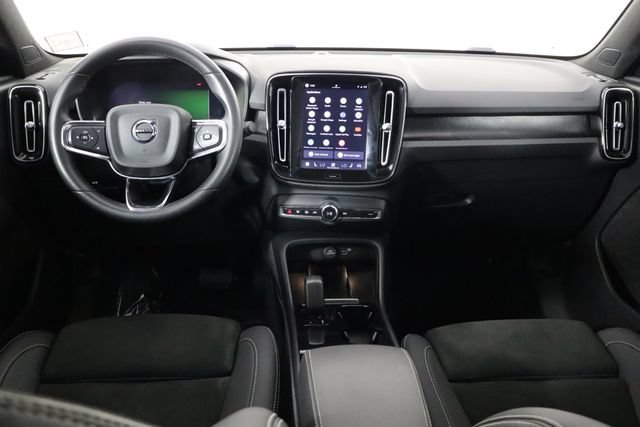 Used 2023 Volvo C40 P8 Recharge Plus AWD/4WD image 13