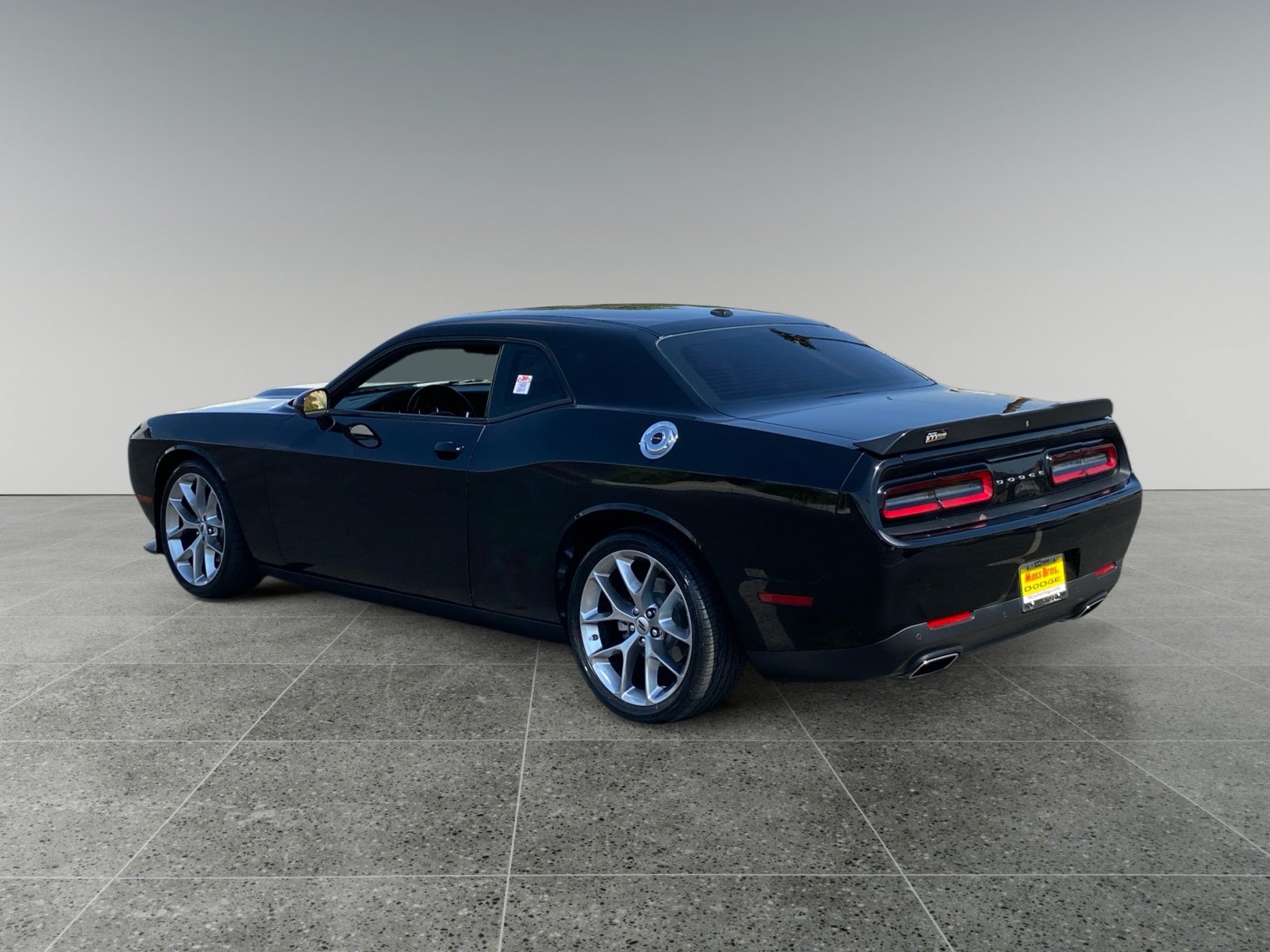 Used 2023 Dodge Challenger GT RWD image 3