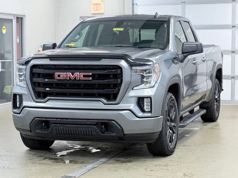 Used 2019 GMC Sierra 1500 Elevation w/ Elevation Value Package AWD/4WD image 3