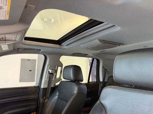 Used 2019 Chevrolet Tahoe Premier image 9