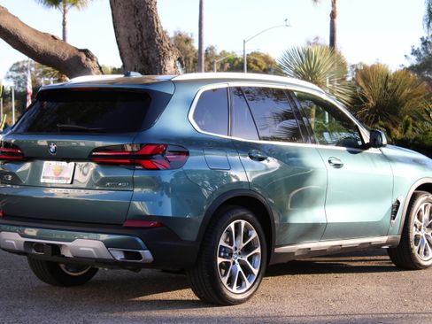 Used 2026 BMW X5 xDrive40i w/ Premium Package image 5