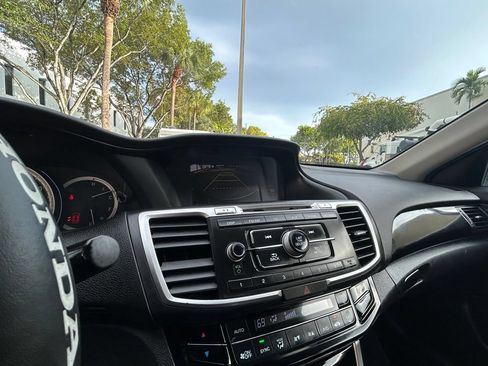 Used 2016 Honda Accord LX image 21