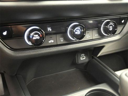Used 2025 Honda HR-V Sport image 20