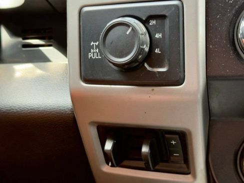 Used 2019 Ford F350 Lariat AWD/4WD image 24
