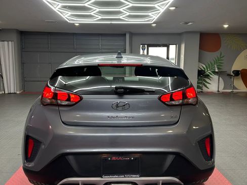 Used 2019 Hyundai Veloster 2.0 FWD image 5