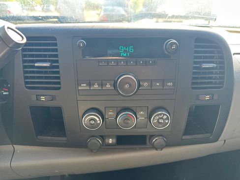 Used 2012 Chevrolet Silverado 1500 W/T RWD image 15