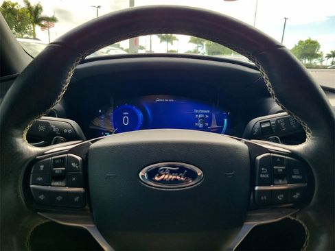 Used 2022 Ford Explorer ST w/ Equipment Group 401A image 26