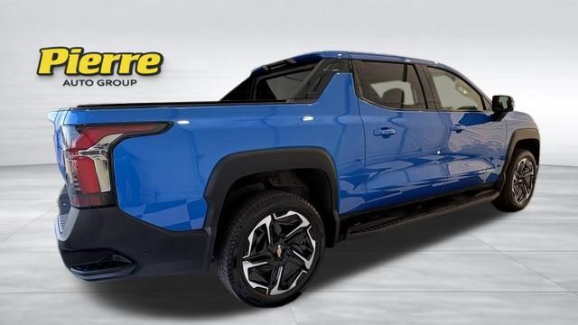 Used 2026 Chevrolet Silverado EV LT AWD/4WD image 7