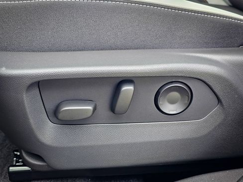 New 2026 Buick Envision Sport Touring AWD/4WD image 17