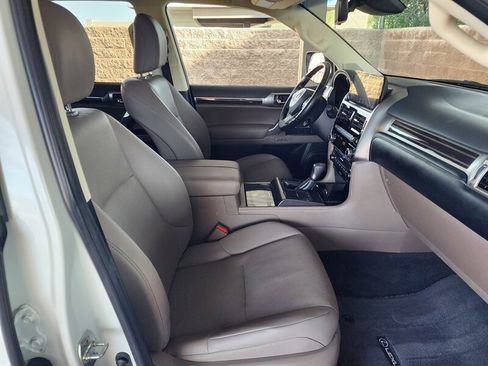 Used 2023 Lexus GX 460 Premium image 68