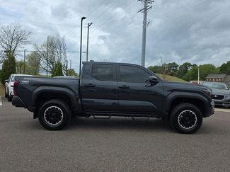 Used 2024 Toyota Tacoma TRD Off-Road video 2