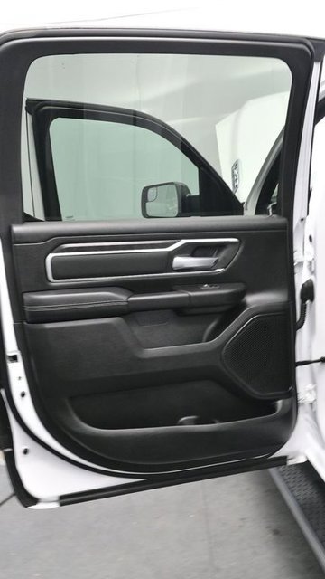Used 2023 RAM 1500 Big Horn AWD/4WD image 18