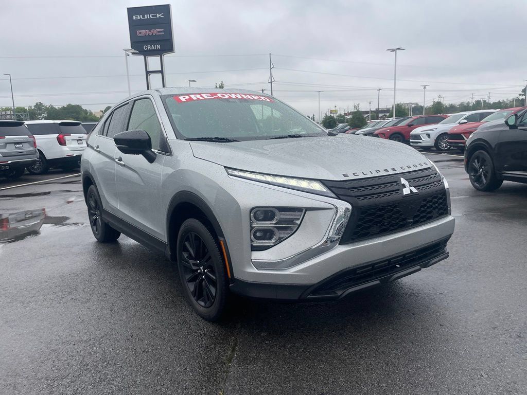 Used 2025 Mitsubishi Eclipse Cross LE AWD/4WD image 4