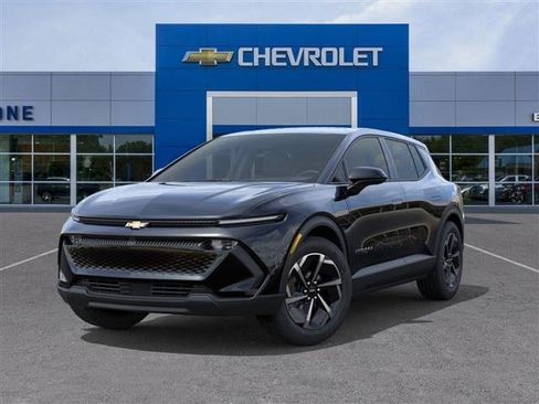 New 2026 Chevrolet Equinox EV LT image 6