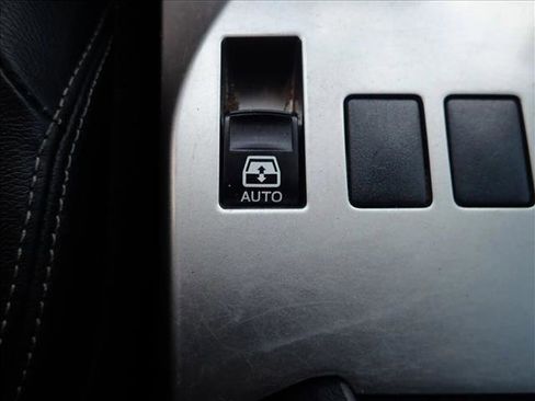 Used 2023 Toyota 4Runner Limited image 23