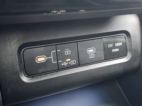 Used 2025 Hyundai Tucson Limited image 29