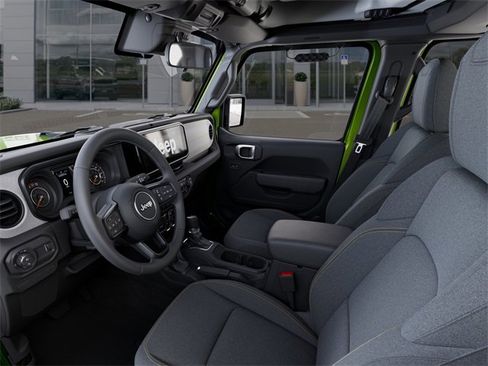 New 2025 Jeep Gladiator Sport image 22