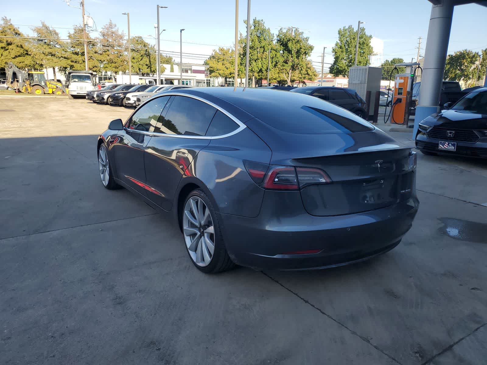 Used 2018 Tesla Model 3 Performance AWD/4WD image 4