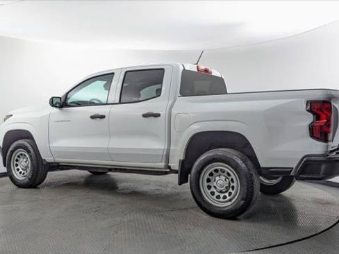 Used 2023 Chevrolet Colorado W/T RWD image 6
