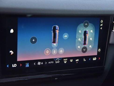 New 2025 Lincoln Navigator Reserve image 30