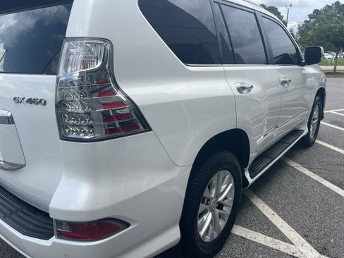Used 2018 Lexus GX 460 Premium AWD/4WD image 4