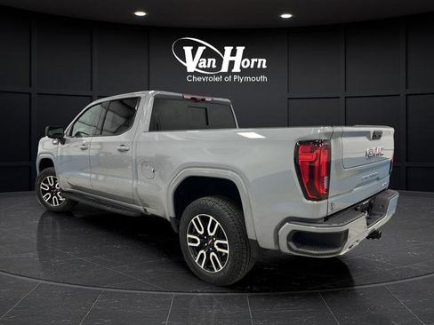 Used 2025 GMC Sierra 1500 AT4 w/ AT4 Premium Package AWD/4WD image 5