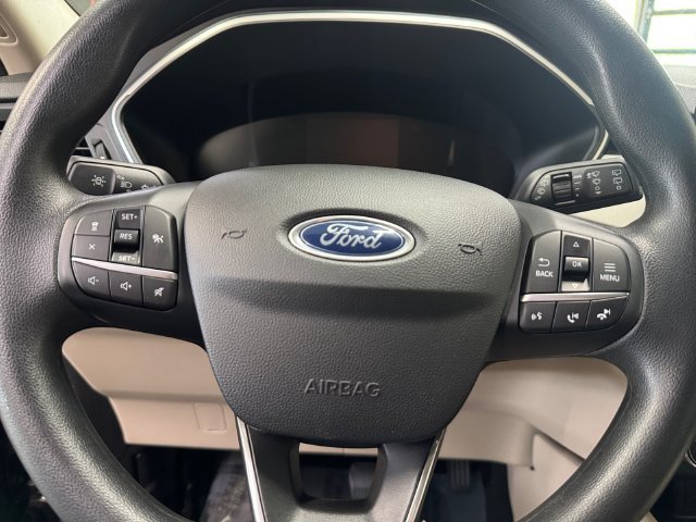 Used 2020 Ford Escape SE FWD image 19