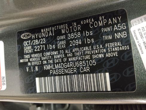 Used 2024 Hyundai Elantra SEL FWD image 33