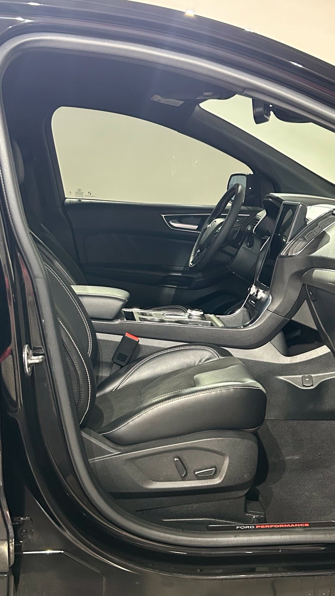 Used 2023 Ford Edge ST AWD/4WD image 52
