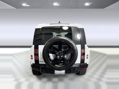 New 2026 Land Rover Defender 110 X-Dynamic SE AWD/4WD image 10
