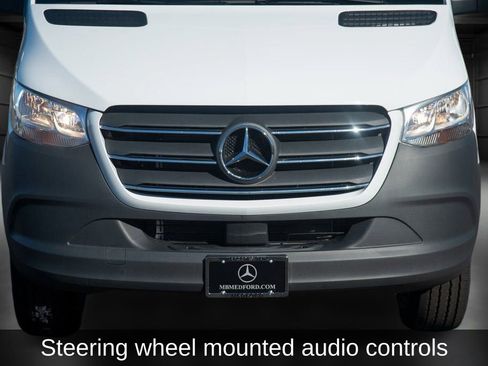 Used 2025 Mercedes-Benz Sprinter 2500 image 14