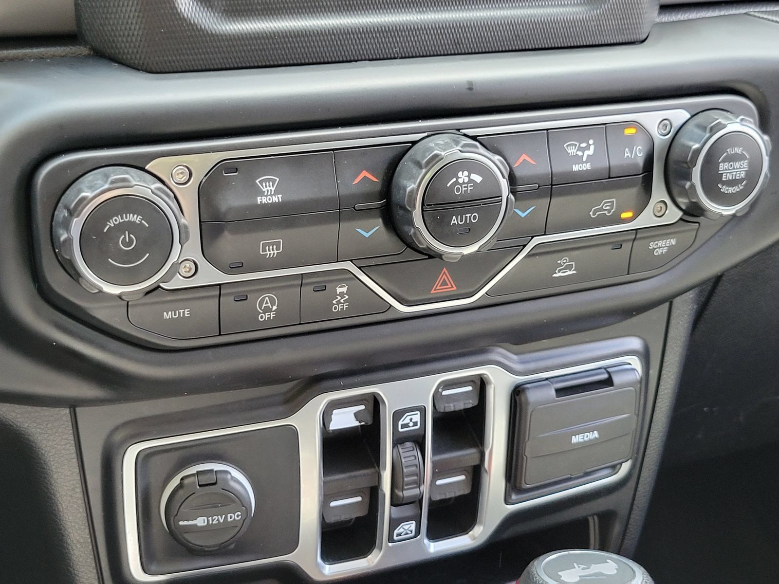 Used 2021 Jeep Wrangler Unlimited Sport AWD/4WD image 21