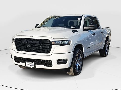 New 2026 RAM 1500 Express image 7