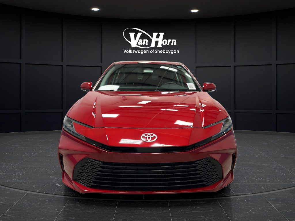 Used 2025 Toyota Camry LE FWD image 2