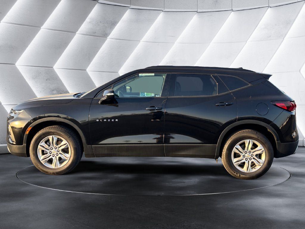 Certified 2021 Chevrolet Blazer LT FWD image 2