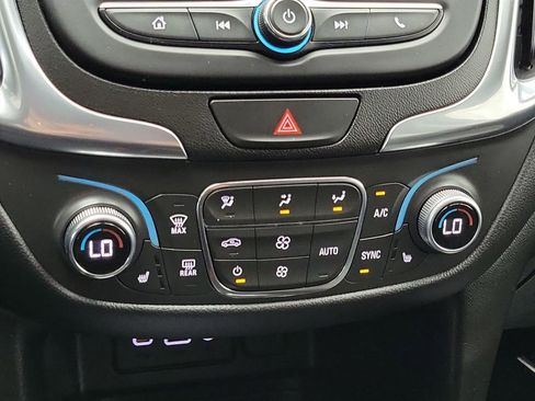 Certified 2021 Chevrolet Equinox LT image 14