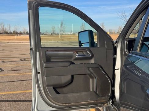 Used 2024 Chevrolet Silverado 3500 LT w/ Safety Package image 4