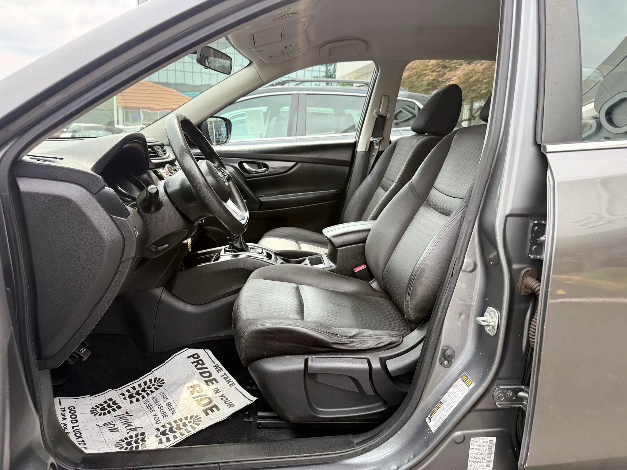 Used 2018 Nissan Rogue S AWD/4WD image 19