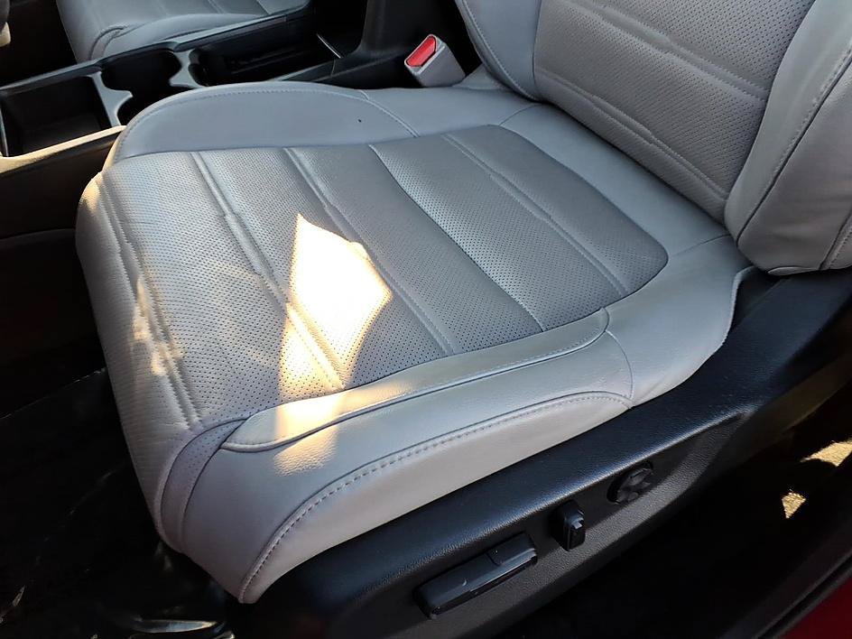 Used 2021 Honda CR-V EX-L image 16